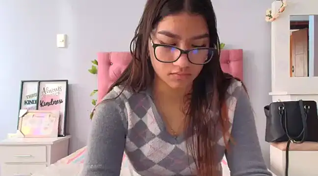 Snapshot of yousweet-Scarett chatting on March 2025 12:48:02 PM yousweet-Scarett online show from March 2025 12:48:02 PM