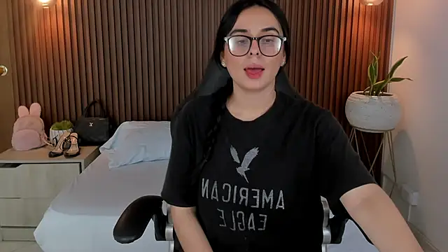 zakia23  online show from March 2025 07:13:02 PM