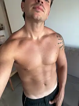 shuki0101 online show from March 2026 07:40:01 PM