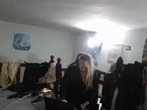 Snapshot of emmex671 chatting on March 2025 06:37:01 AM emmex671 online show from March 2025 06:37:01 AM