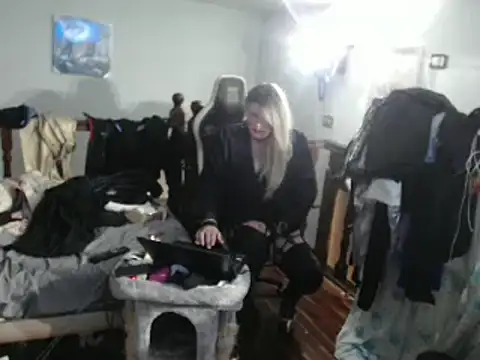 Snapshot of emmex671 chatting on March 2025 12:31:02 AM emmex671 online show from March 2025 12:31:02 AM