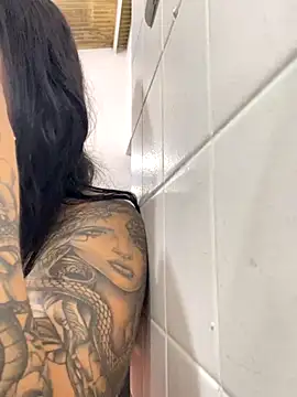 Madisson-Rivas online show from November 2025 07:49:02 PM