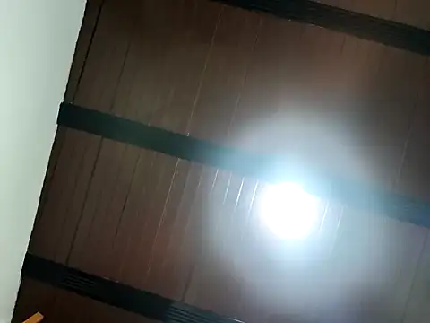 Snapshot of miaoconell chatting on April 2026 08:50:01 PM miaoconell online show from April 2026 08:50:01 PM