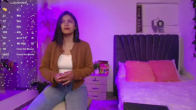 miaoconell online show from June 2026 10:30:01 PM