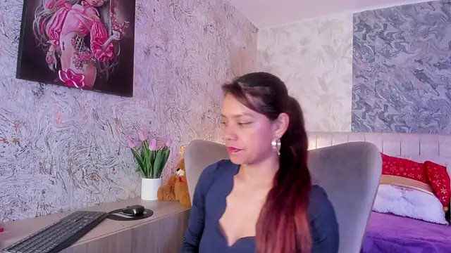 Snapshot of Arianaa_collins chatting on December 2025 12:01:02 PM Arianaa collins online show from December 2025 12:01:02 PM