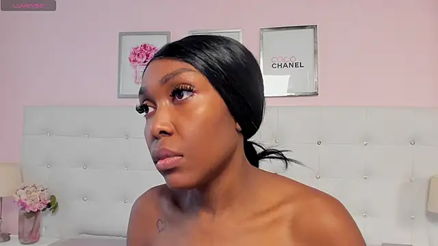 RitaGibsonn online show from November 2025 07:34:02 PM