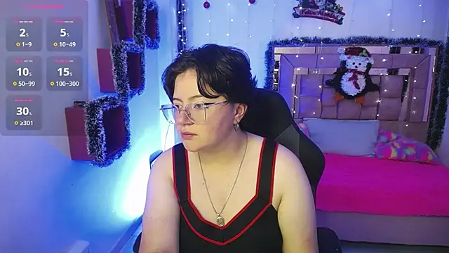 safyka online show from December 2025 02:39:01 AM