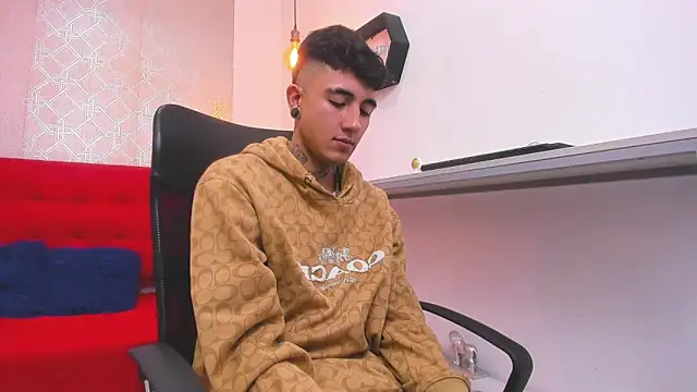 Snapshot of Patrick_Rango chatting on December 2025 03:12:01 AM Patrick Rango online show from December 2025 03:12:01 AM