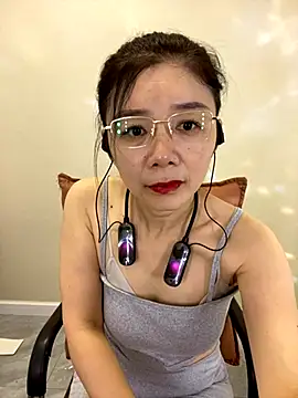 xiaowang0523 online show from September 2025 05:23:01 AM