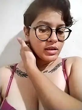 vickpxx online show from September 2025 04:11:02 AM