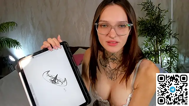 Selena Sharp online show from June 2026 01:14:01 AM