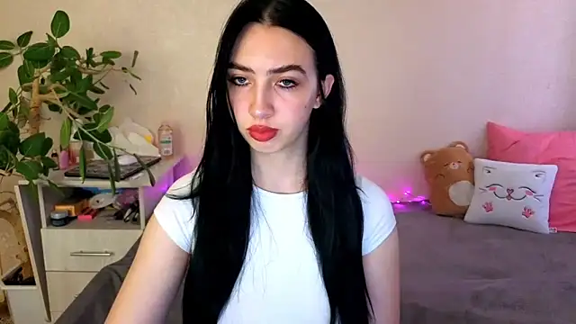 WildKittenX  online show from May 2026 05:01:02 AM