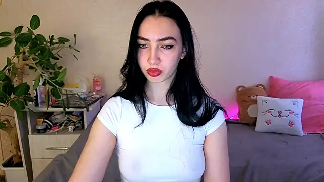 WildKittenX  online show from June 2026 04:08:01 AM