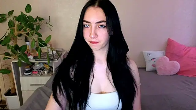 WildKittenX  online show from June 2026 04:04:02 AM