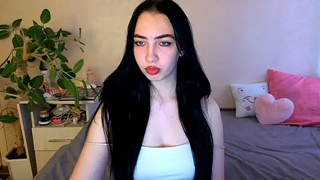 WildKittenX  online show from June 2026 04:04:02 AM