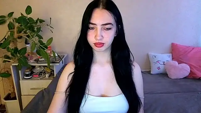 WildKittenX  online show from June 2026 04:02:02 AM