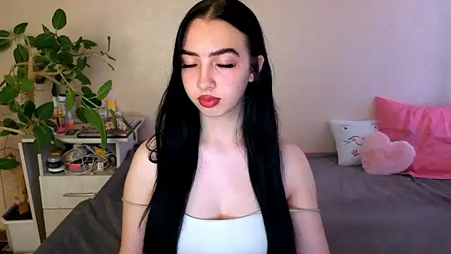 WildKittenX  online show from June 2026 03:59:01 AM