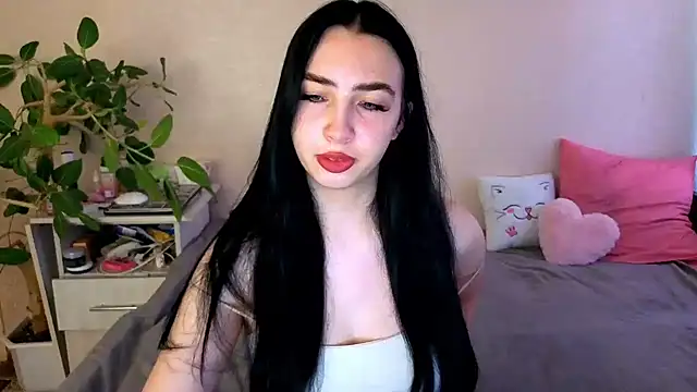 WildKittenX  online show from July 2026 04:03:01 AM