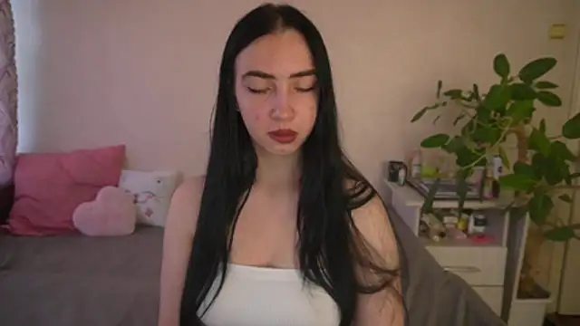 WildKittenX  online show from July 2026 04:10:01 AM