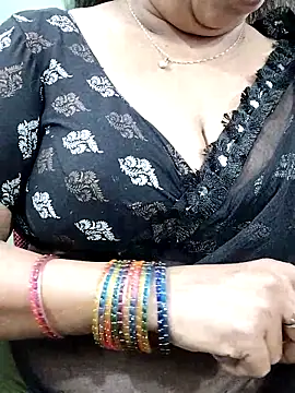 abinaya26 online show from November 2025 01:33:02 PM