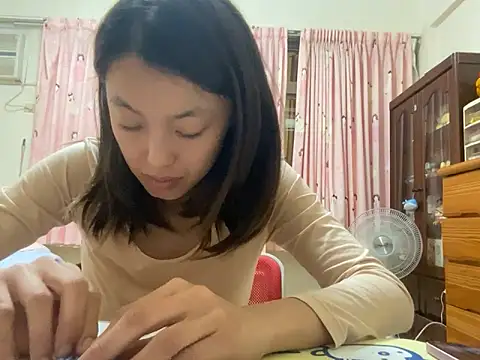 Snapshot of ladypaggy chatting on March 2025 03:21:01 PM ladypaggy online show from March 2025 03:21:01 PM