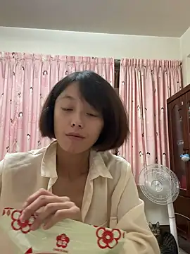 Snapshot of ladypaggy chatting on October 2025 03:32:01 PM ladypaggy online show from October 2025 03:32:01 PM