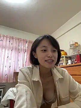 Snapshot of ladypaggy chatting on October 2025 08:07:01 AM ladypaggy online show from October 2025 08:07:01 AM