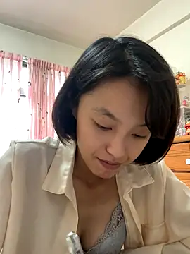 Snapshot of ladypaggy chatting on November 2025 05:18:02 AM ladypaggy online show from November 2025 05:18:02 AM