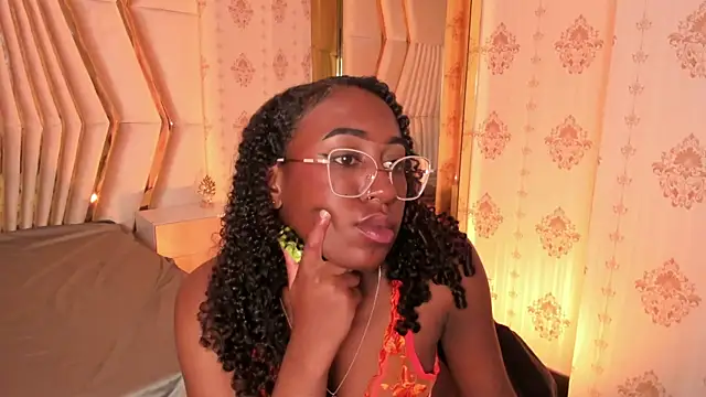 Snapshot of Qeen_blackk chatting on March 2026 08:24:02 PM Qeen blackk online show from March 2026 08:24:02 PM