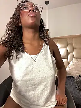 Snapshot of Qeen_blackk chatting on March 2026 10:25:02 PM Qeen blackk online show from March 2026 10:25:02 PM