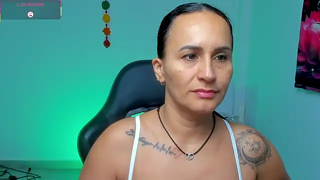 Sara Charmy online show from May 2026 11:07:02 AM