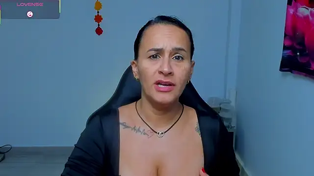 Sara Charmy online show from May 2026 11:20:01 AM