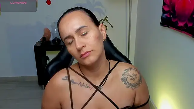 Sara Charmy online show from May 2026 11:07:01 AM
