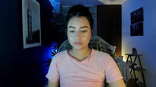 Snapshot of i_sabella_25 chatting on March 2026 07:35:02 AM i sabella 25 online show from March 2026 07:35:02 AM