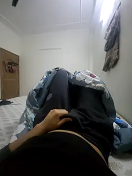 Snapshot of Bigass6965 chatting on November 2025 07:52:02 PM Bigass6965 online show from November 2025 07:52:02 PM