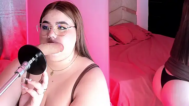 MadissonLee   online show from April 2026 10:34:02 PM