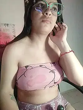 Snapshot of MiaStarts chatting on March 2025 09:10:01 AM MiaStarts online show from March 2025 09:10:01 AM