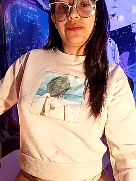 Snapshot of MiaStarts chatting on October 2025 09:08:01 AM MiaStarts online show from October 2025 09:08:01 AM