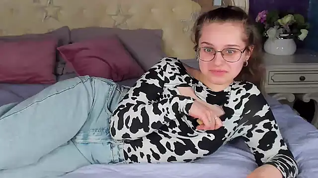 RileyMimicho online show from February 2025 02:00:01 PM