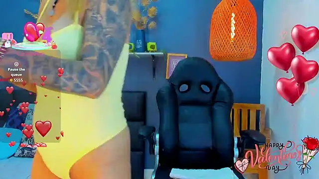 yessila parker online show from February 2026 10:12:01 AM