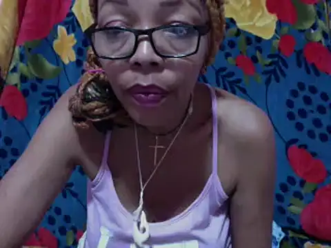 Ladyzee25 online show from February 2026 05:47:02 AM