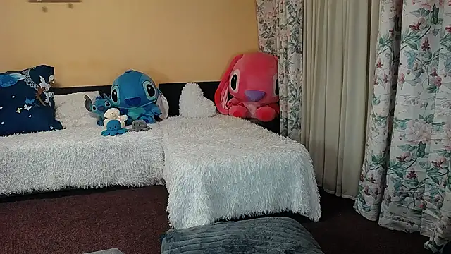 Maddison Summer online show from October 2025 09:05:02 PM