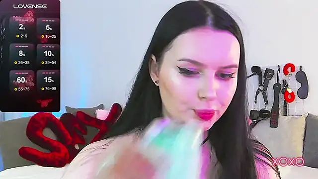 Miss Vic online show from May 2026 04:03:02 PM