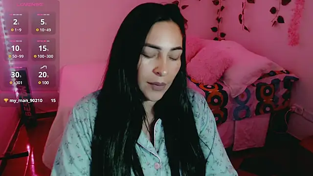 Snapshot of luna_lgomez_ chatting on March 2025 11:19:01 AM luna lgomez online show from March 2025 11:19:01 AM