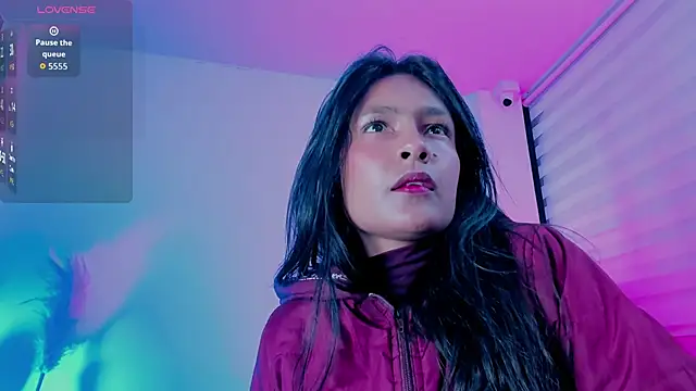 Fernanda liie  online show from April 2026 12:31:01 PM