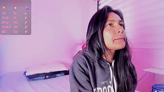 Fernanda liie  online show from May 2026 01:52:02 PM
