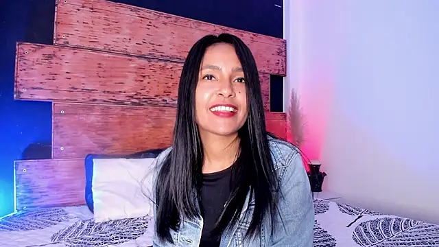 Fernanda liie  online show from May 2026 12:44:02 PM