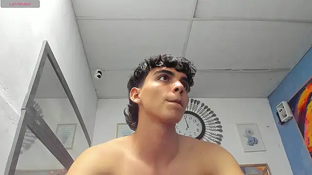 Snapshot of heiker_ chatting on March 2025 07:19:01 AM heiker online show from March 2025 07:19:01 AM