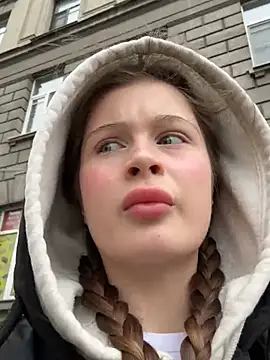 Snapshot of melicious_ chatting on March 2025 09:00:01 AM melicious online show from March 2025 09:00:01 AM