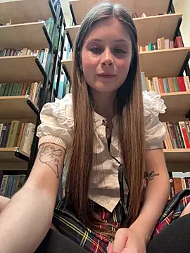 Snapshot of melicious_ chatting on December 2025 04:53:02 AM melicious online show from December 2025 04:53:02 AM